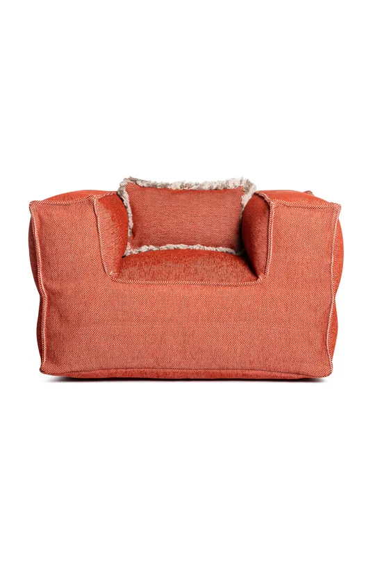 Silky Club Seat
